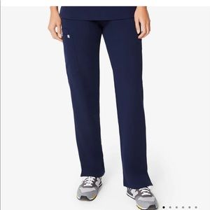 Figs Kade Cargo Scrub Pants Women’s